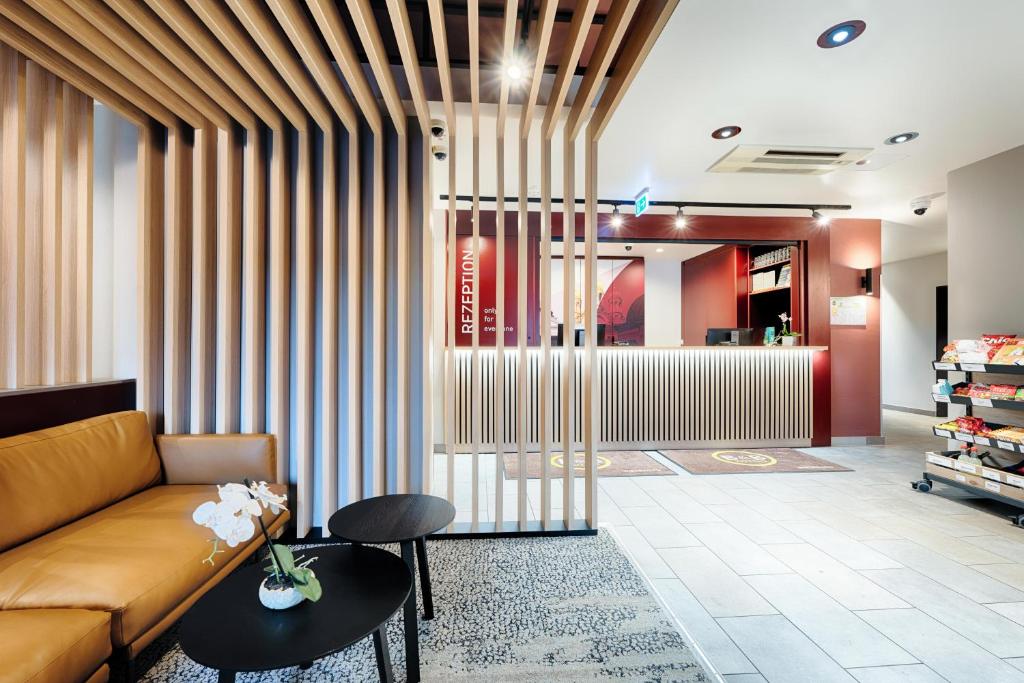 Posezení v ubytování B&B HOTEL Wiesbaden-Hbf