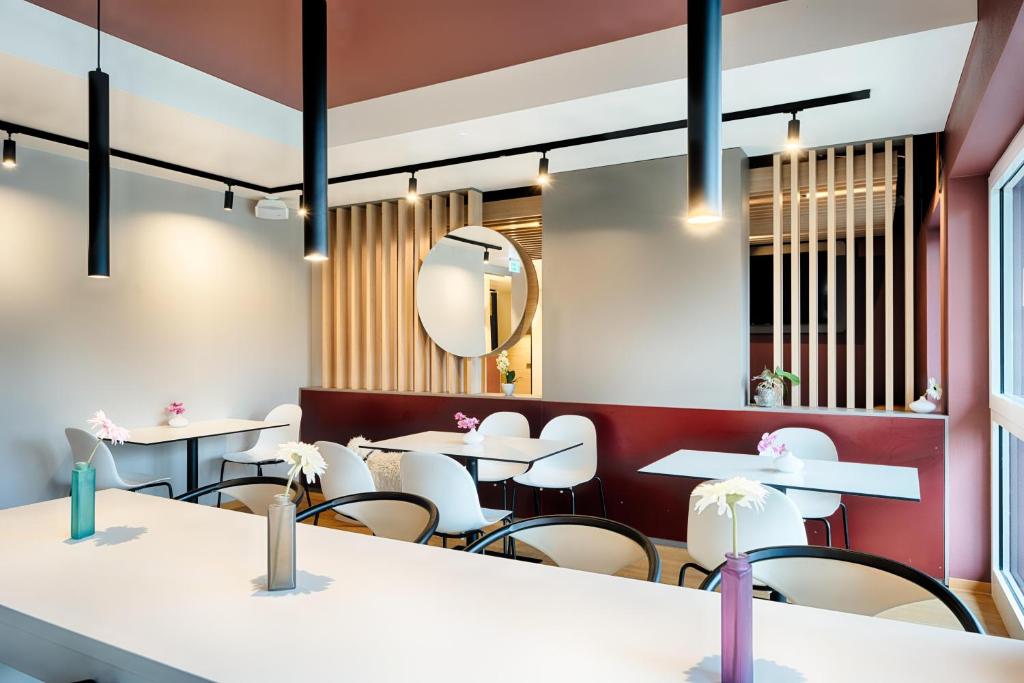 Posezení v ubytování B&B HOTEL Wiesbaden-Hbf