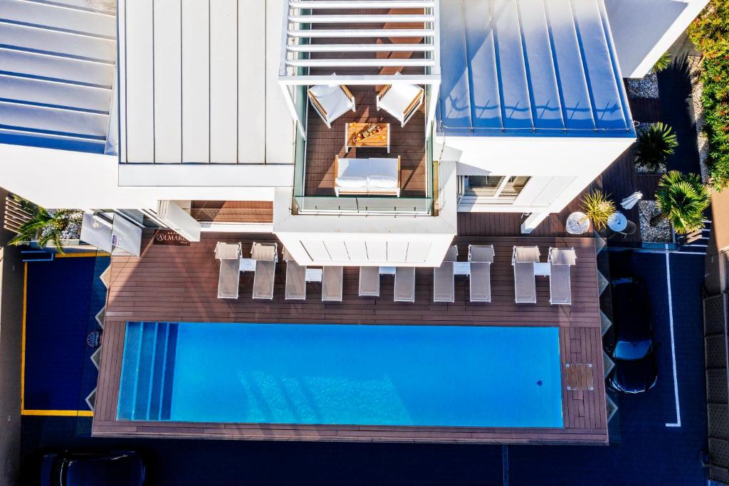 Bazén v ubytovaní Dedaj Resort - Villa Almaro alebo v jeho blízkosti