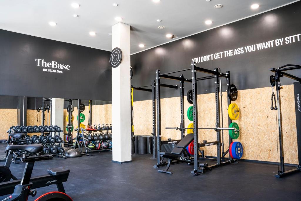 Fitness centrum a/nebo fitness zařízení v ubytování The Base Berlin ONE