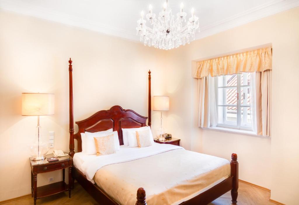 The Dominican - Resim 34