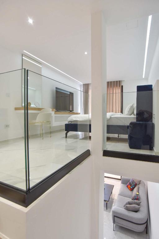 Uma cama ou camas num quarto em Misisuone Apartments Budva
