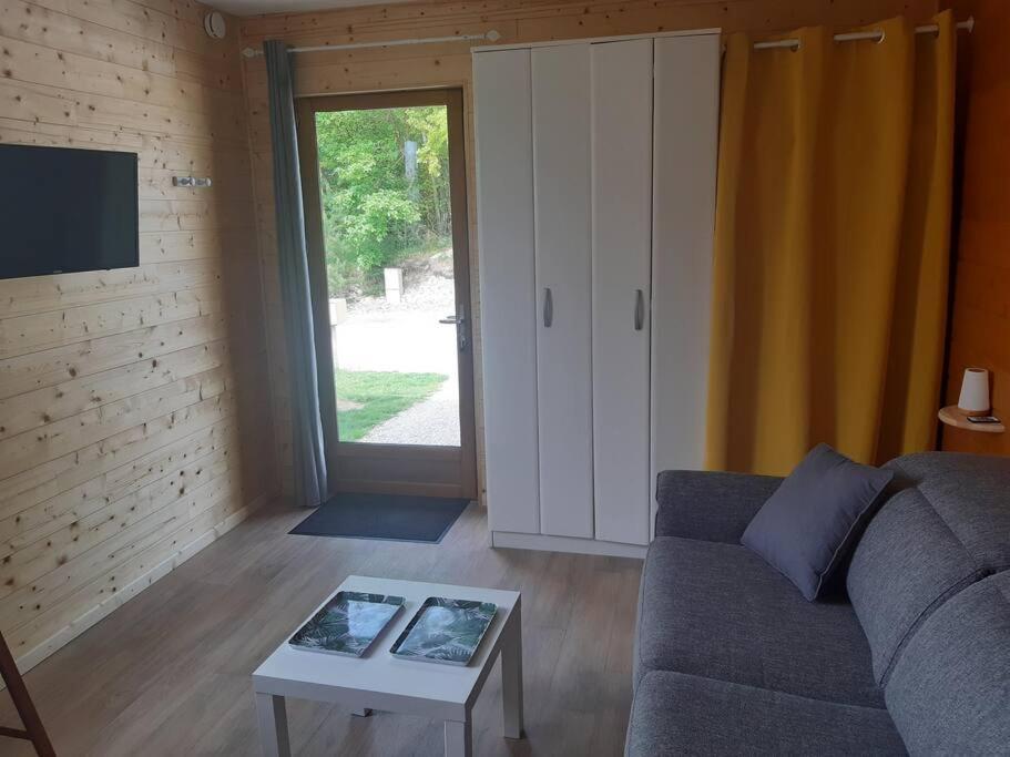 Posezení v ubytování Gîte du Chalet - Le studio en pleine nature