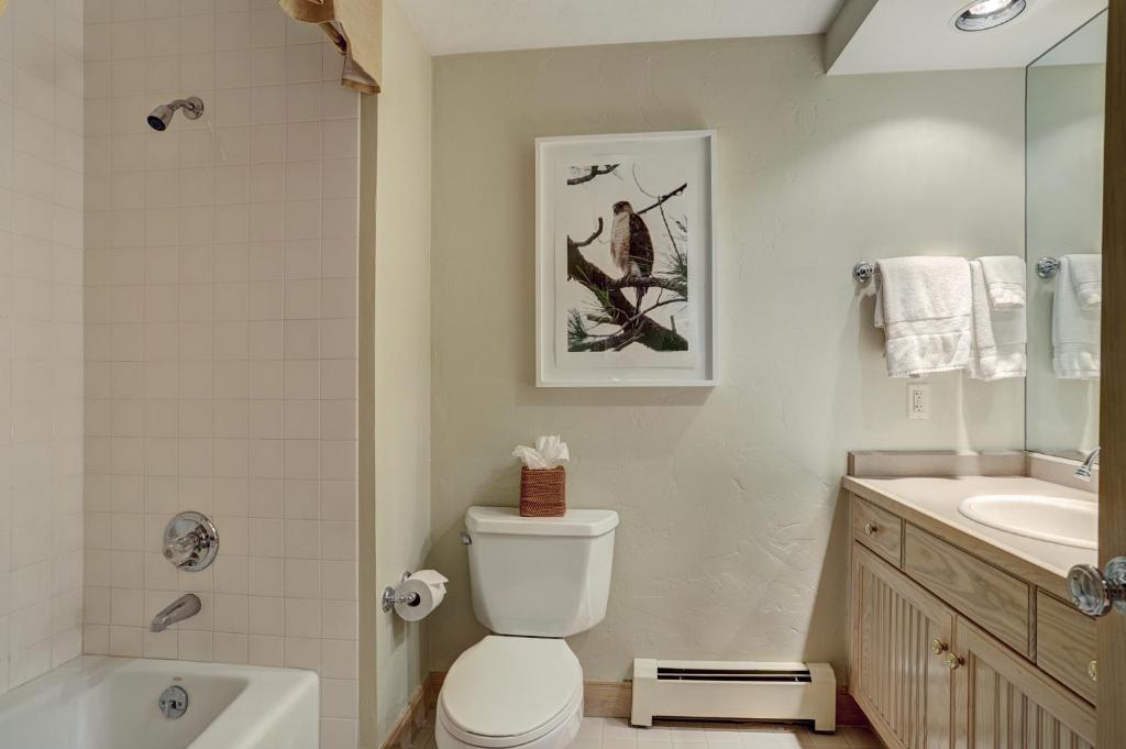 The Pines Lodge, a RockResort - Herenhuis Met Drie Slaapkamers Met Den