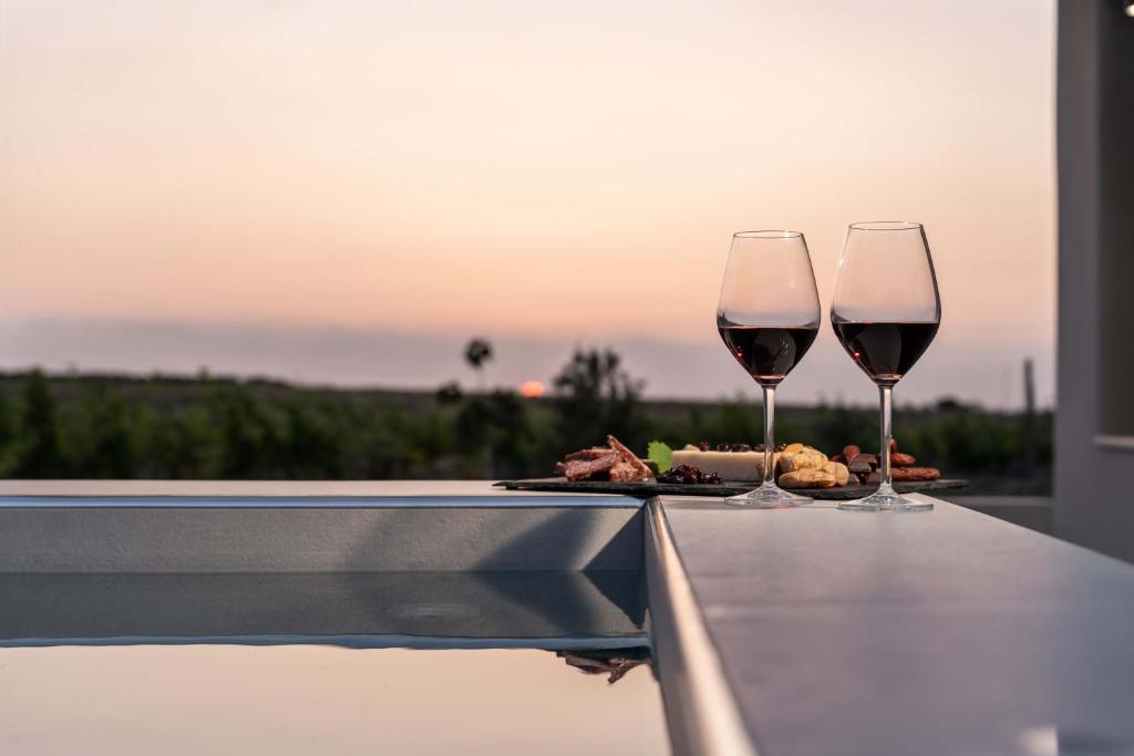 Drinks på MelivOia house collection - Private Jacuzzi Villas