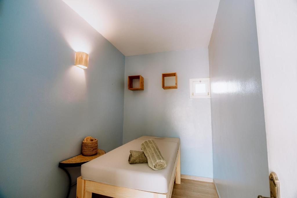 Postel nebo postele na pokoji v ubytování RIAD LES DEUX MONDES