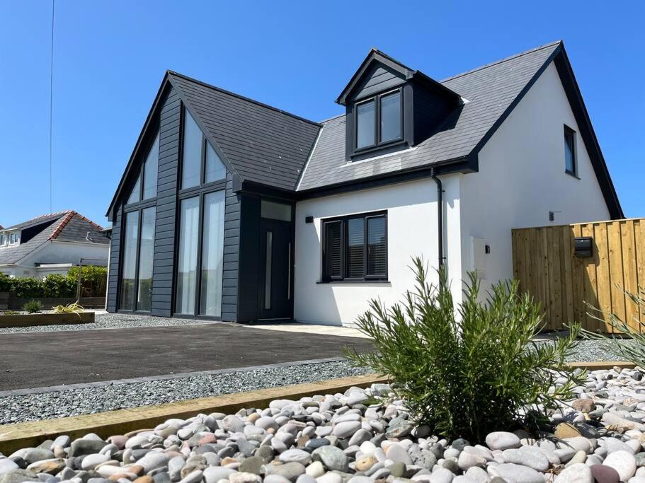 Seacliff, Broad Haven., Broad Haven (updated prices 2024)