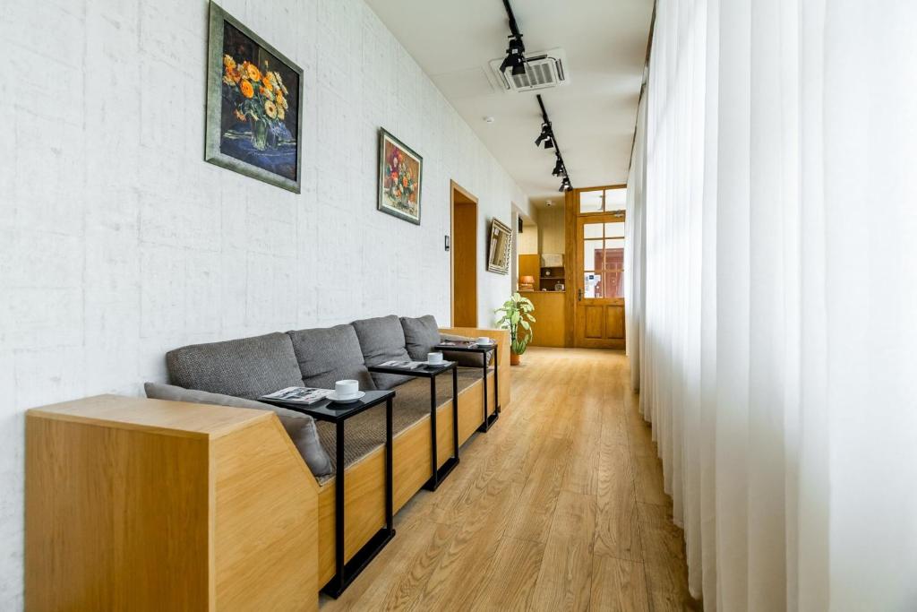 Posezení v ubytování Rasta Maidan Hotel