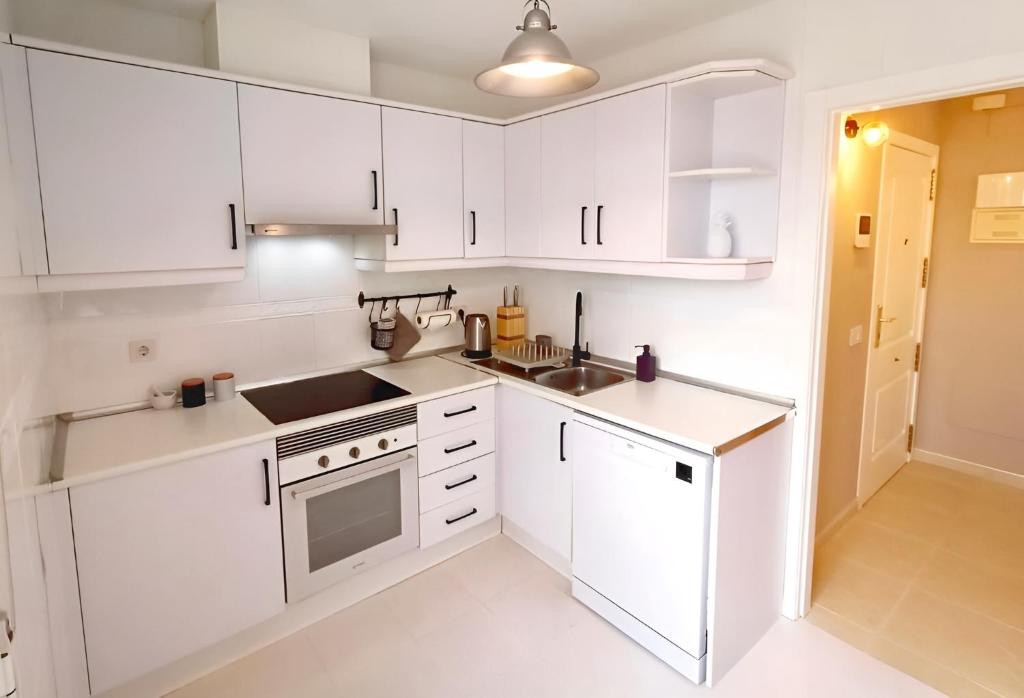 Kuchyňa alebo kuchynka v ubytovaní Sunny Penthouse Calpe