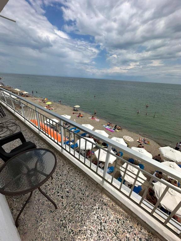 Gold Sand Apartments - 8