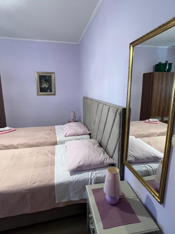 Devivi Apartments - 12