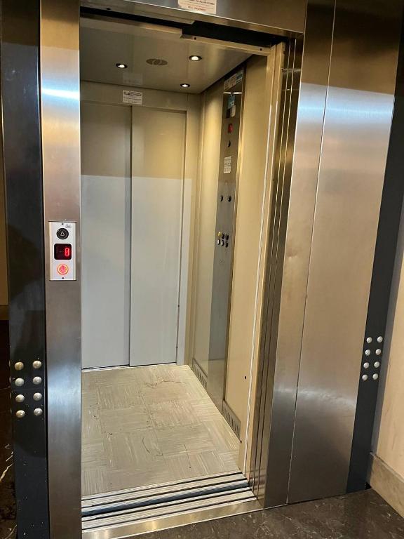 Fotografie z fotogalerie ubytování Suite Franziska LIFT & AC a Ballarò v destinaci Palermo