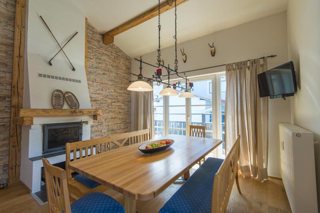 TV a/nebo společenská místnost v ubytování Haus Wasmer by AlpenTravel