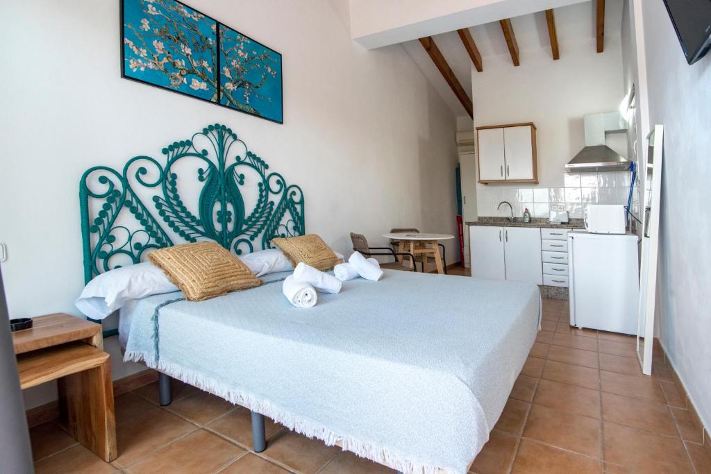 Apartments Es Clot des Forn, Es Pujols – Updated 2023 Prices