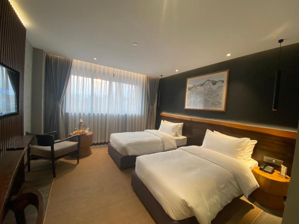 TV a/nebo společenská místnost v ubytování Hotel Barahi Kathmandu