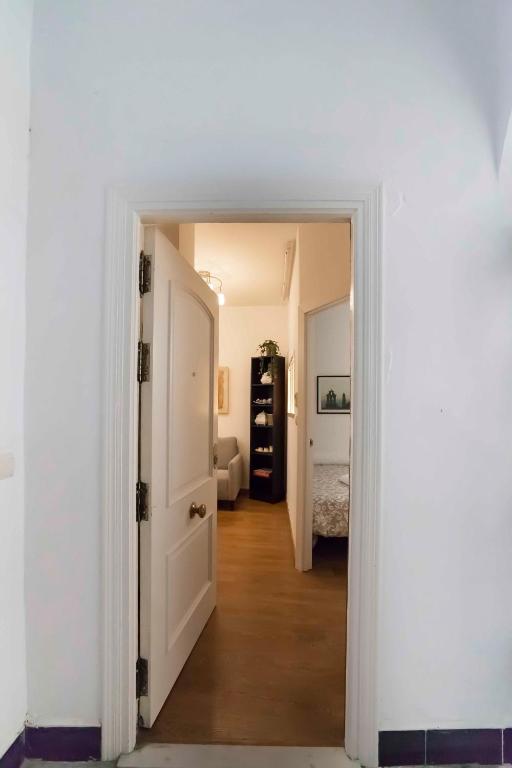 Posteľ alebo postele v izbe v ubytovaní SF - Shiny Apartment in City Centre