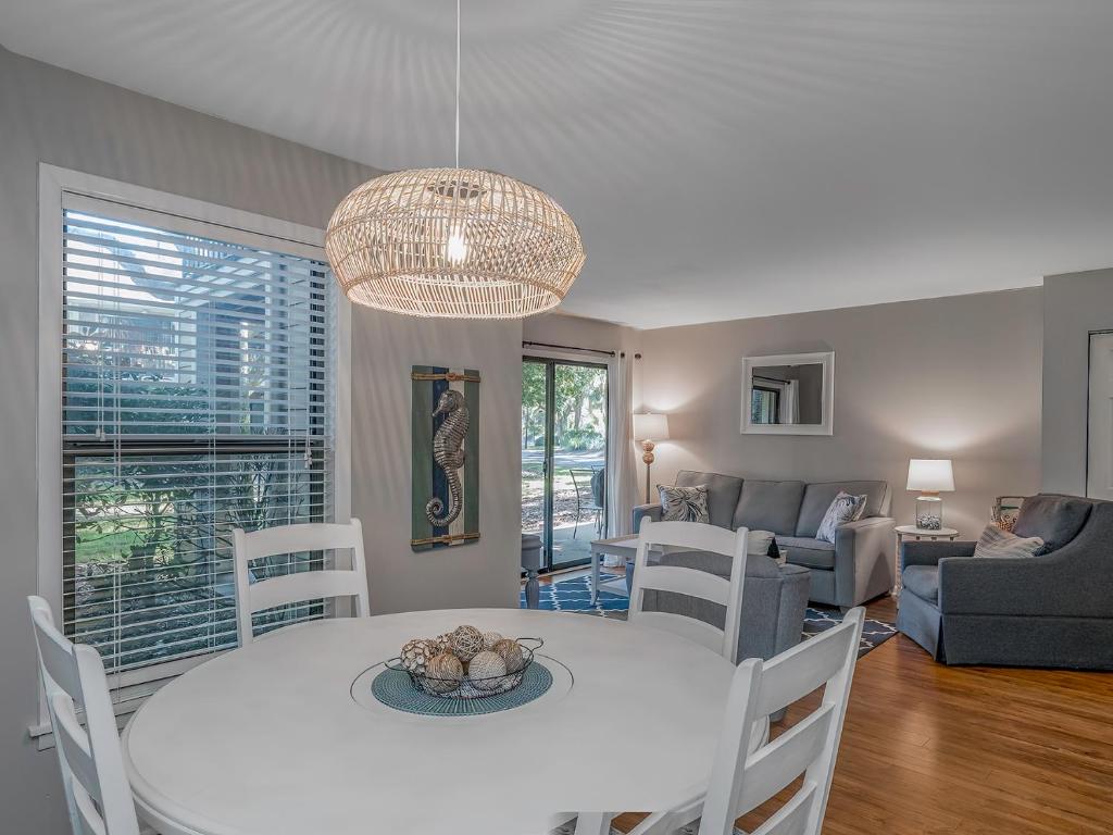 Istumisnurk majutusasutuses 162 High Hammock Villa