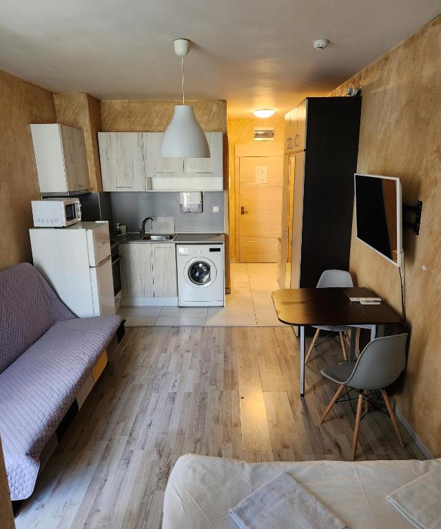 Kuchyň nebo kuchyňský kout v ubytování Colonel apartment 953
