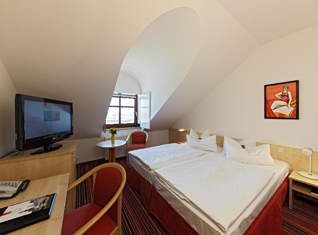 
Double Room
