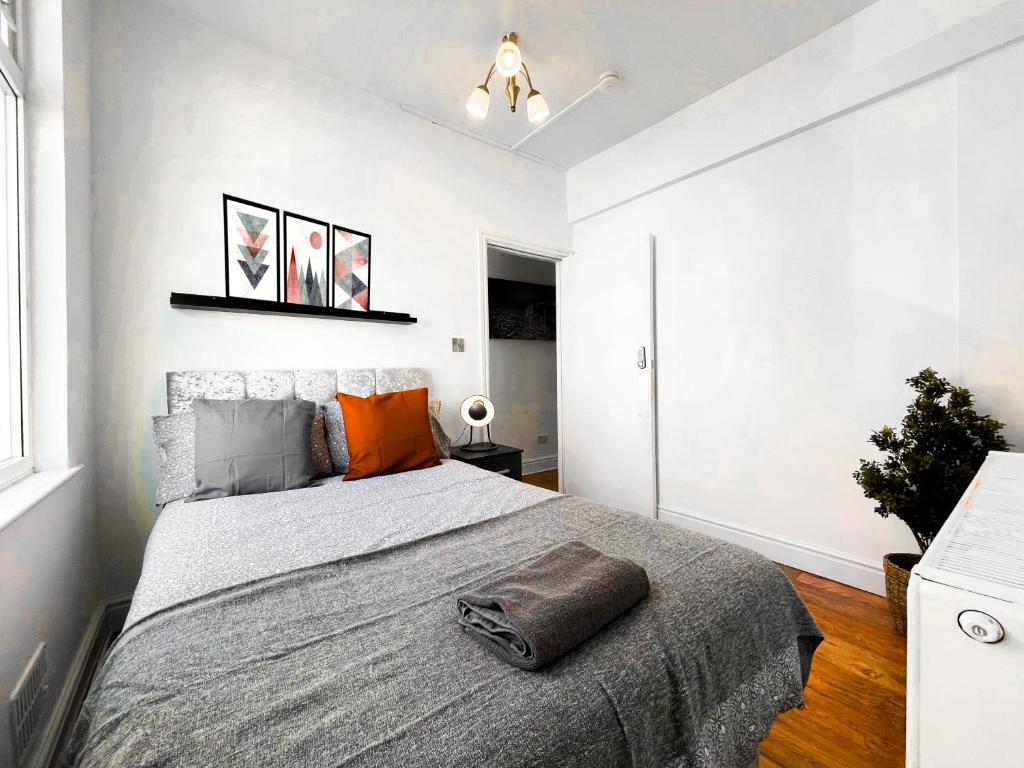 Säng eller sängar i ett rum på Daze Private 1-Bedroom Near to City Centre