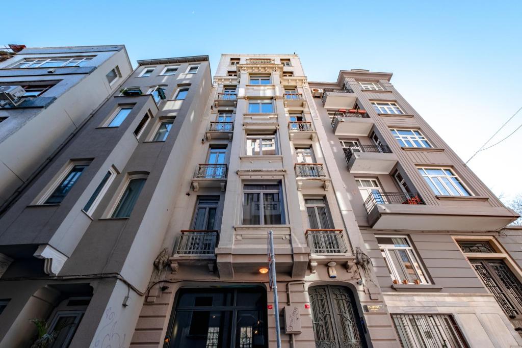 Homie Suites – Luxury Apartments in Galata