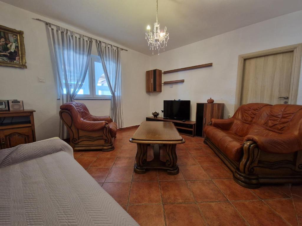 Apartments and room Suza - 11