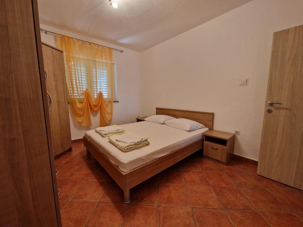 Apartments and room Suza - 14