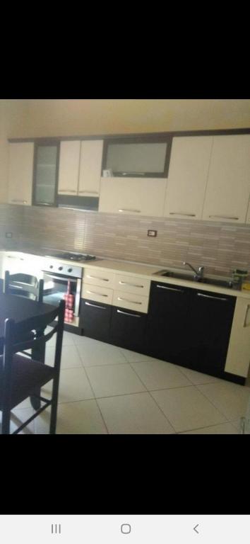 Kuchyň nebo kuchyňský kout v ubytování PARADISE VILLA