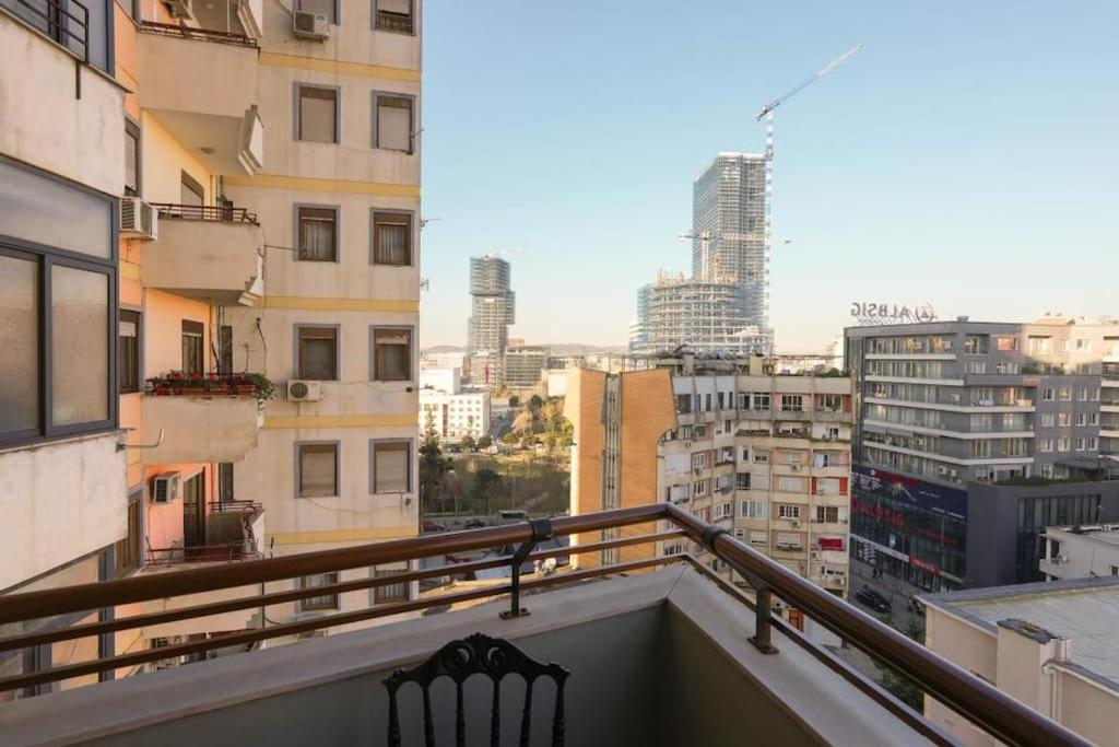 Staycation, City Center Apartment - Image 5