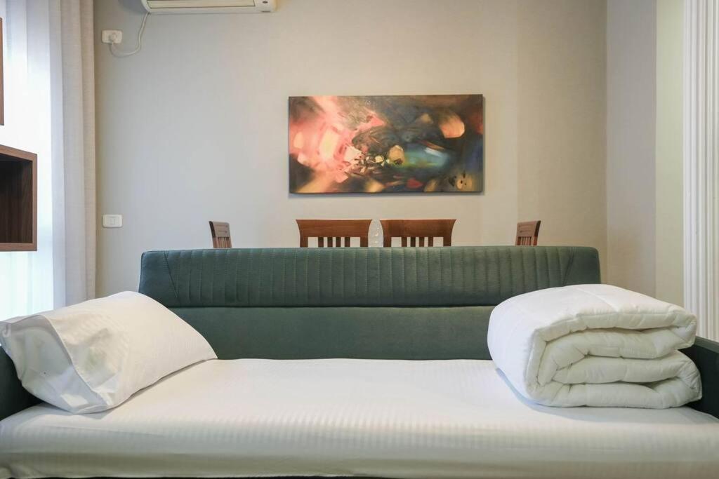 Staycation, City Center Apartment - Image 2