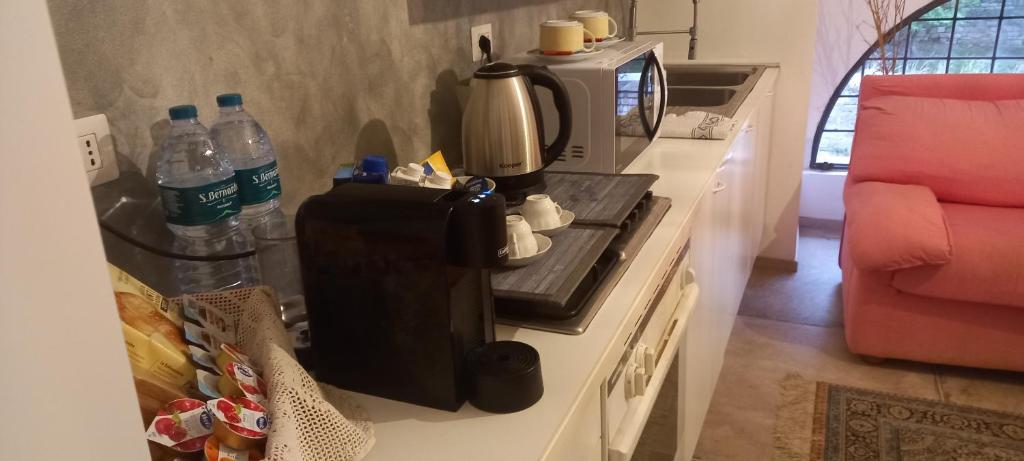 Kuchyň nebo kuchyňský kout v ubytování Raphael house