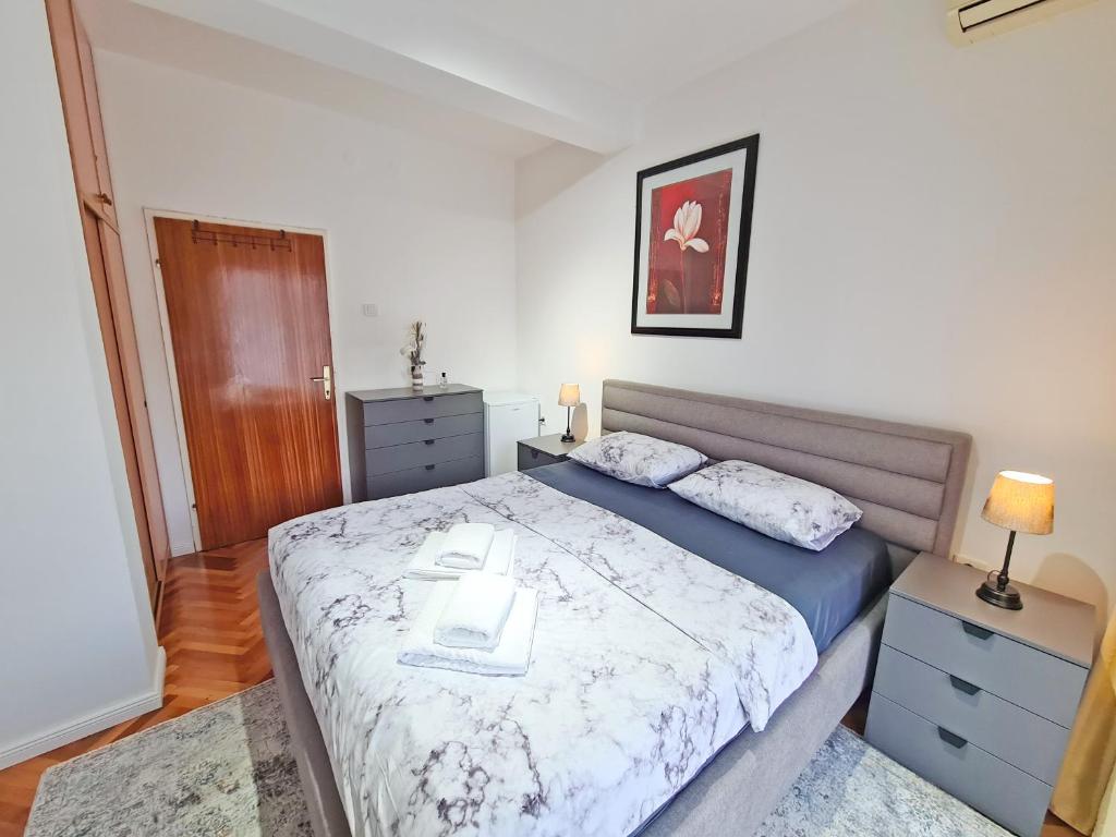Postel nebo postele na pokoji v ubytování Guesthouse Elsa