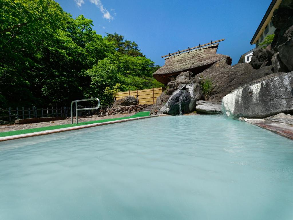 Bazén v ubytování Ryokan Tamagoyu nebo v jeho okolí