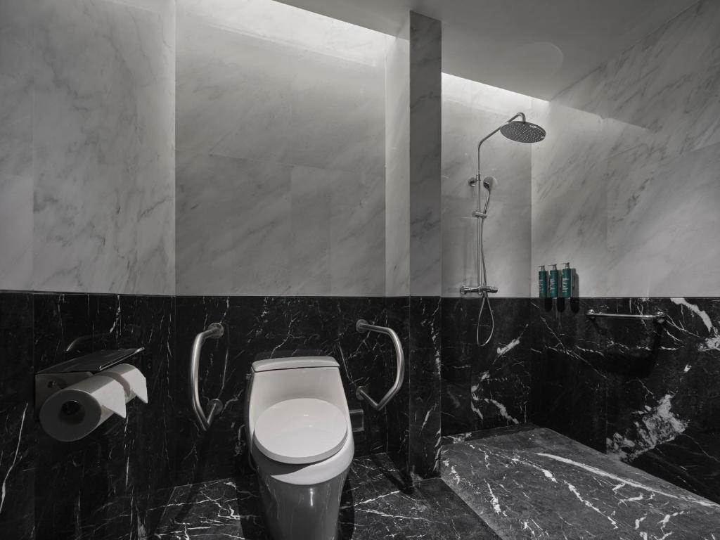 Hilton Garden Inn Jiaxing Xiuzhou - King Room - Mobilité Accessible