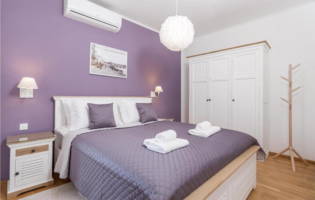 Posteľ alebo postele v izbe v ubytovaní Lovely Apartment In Mali Losinj