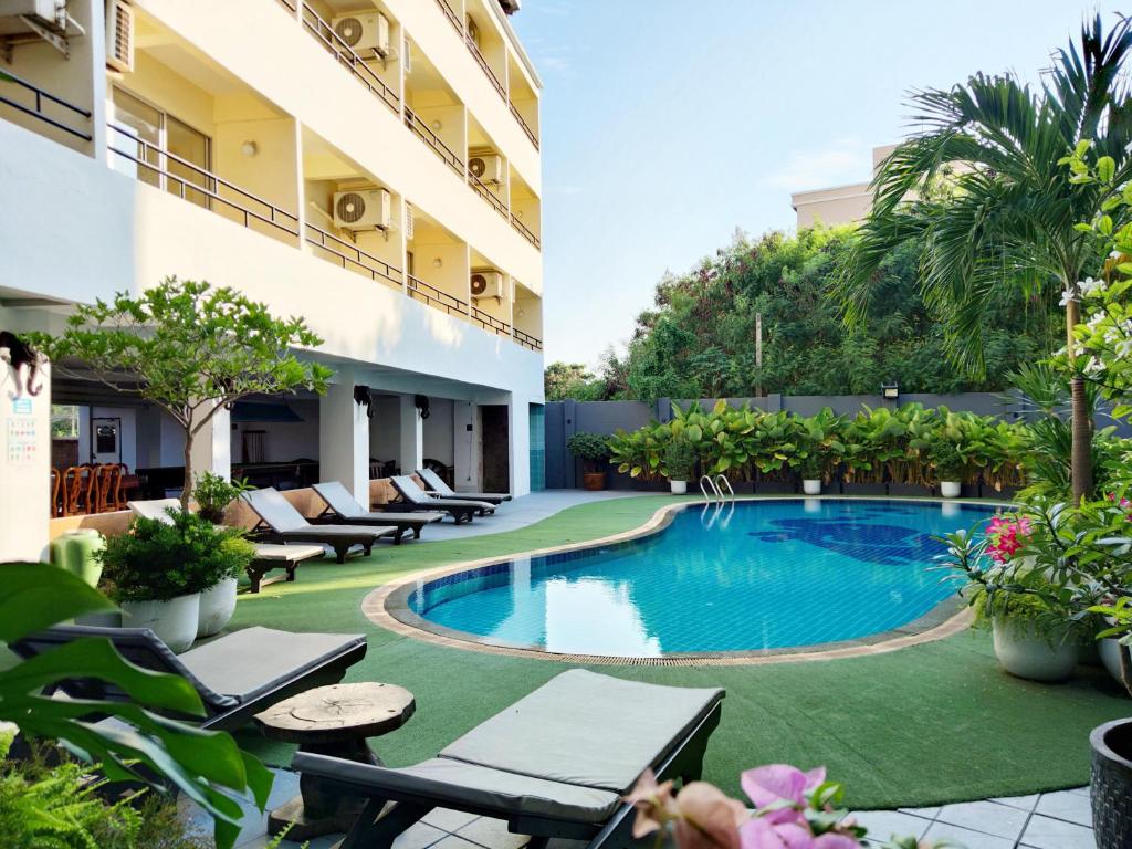 The Chanthong Residence and Hotel Pattaya - Resim 10