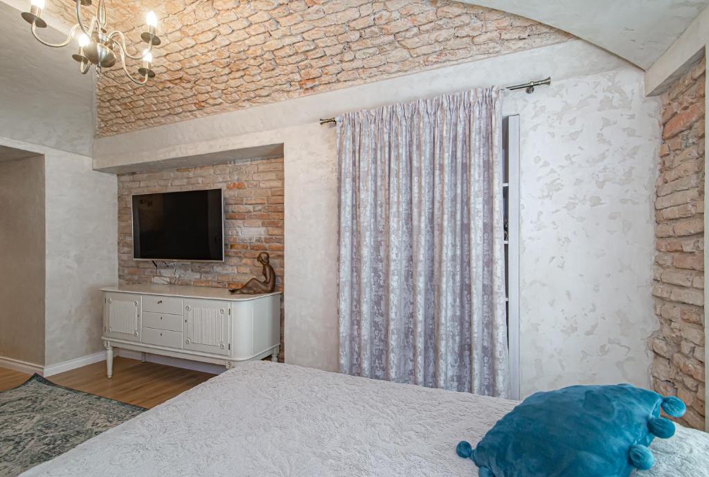 Luxury apartment in Pilies street - Large Double Room