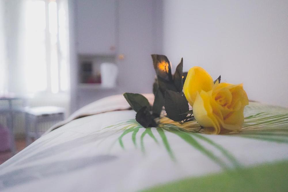 Postel nebo postele na pokoji v ubytování Dreierzimmer