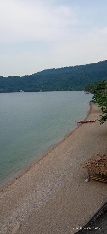 Dulangan Puerto Galera Transient Place - Budget Dubbele Of Tweelingzaal