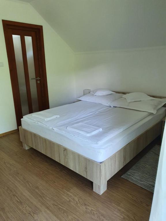 Postel nebo postele na pokoji v ubytování Casa Toth