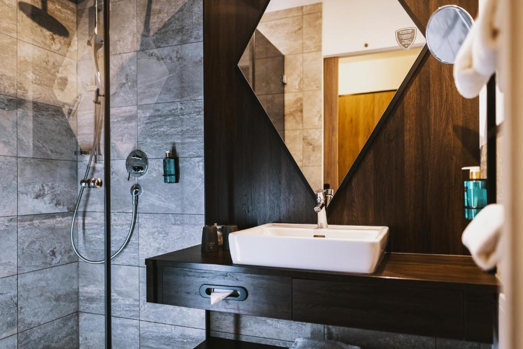 GLEMM by AvenidA Superior Hotel & Residences - 13