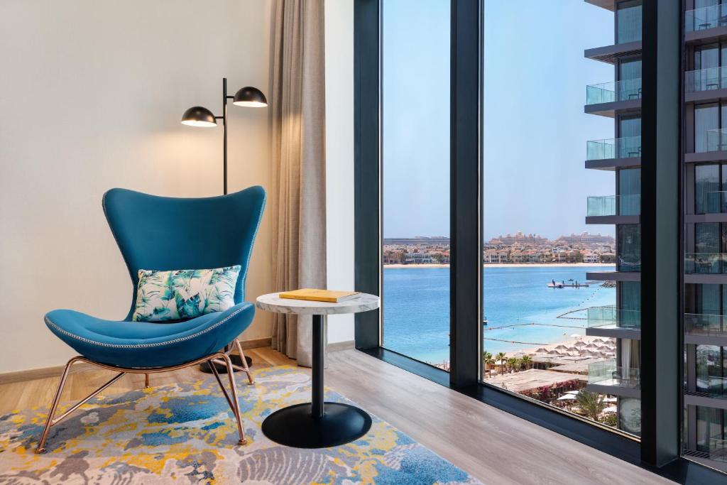 voco Dubai The Palm by IHG - Resim 44