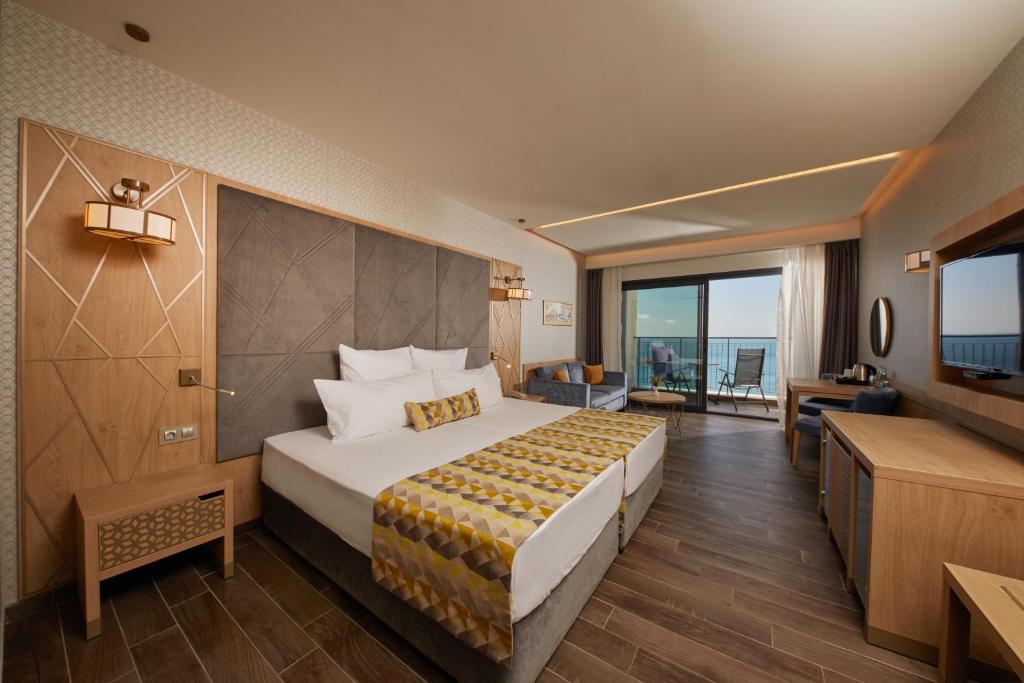 Secrets Sunny Beach Resort and Spa - Premium All Inclusive - Adults Only - 