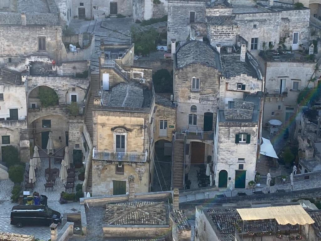 Nespecifikovaný výhled na destinaci Matera nebo výhled na město při pohledu z penzionu