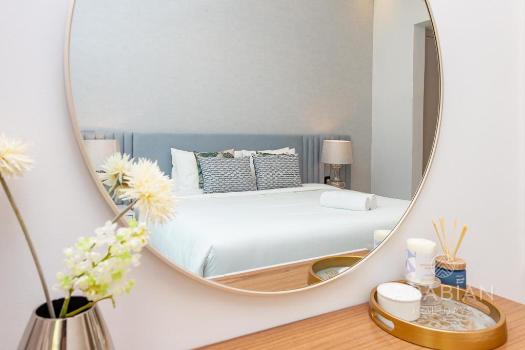 Bright and Cosy 2BRmaids with Sea View and Riva Beach Club Access