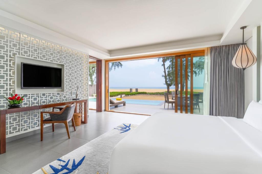 Suite 2 Phòng Ngủ Có Hồ Bơi Riêng Nhìn Ra Biển