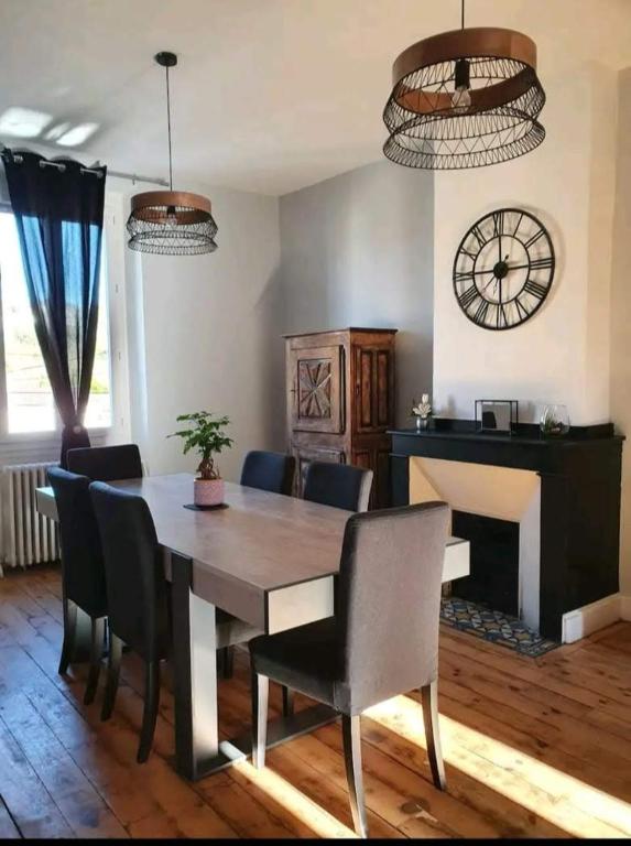Fotografie z fotogalerie ubytování Spacieux Cosy v destinaci Blaye-les-Mines