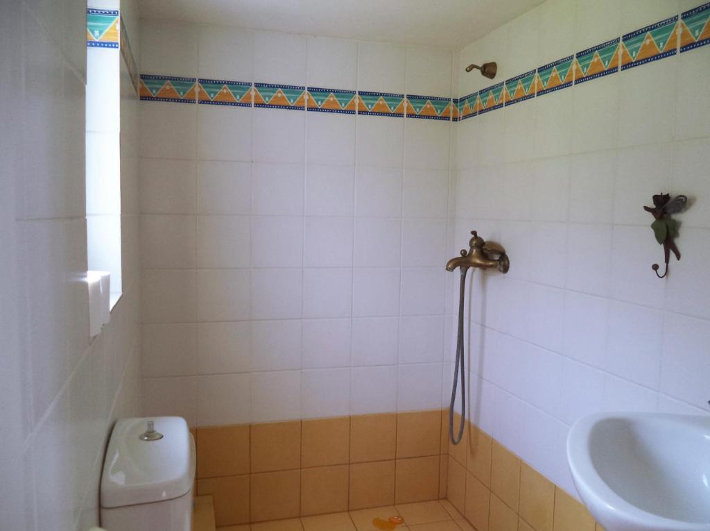 Kúpeľňa v ubytovaní Vlichos Studio Apartment