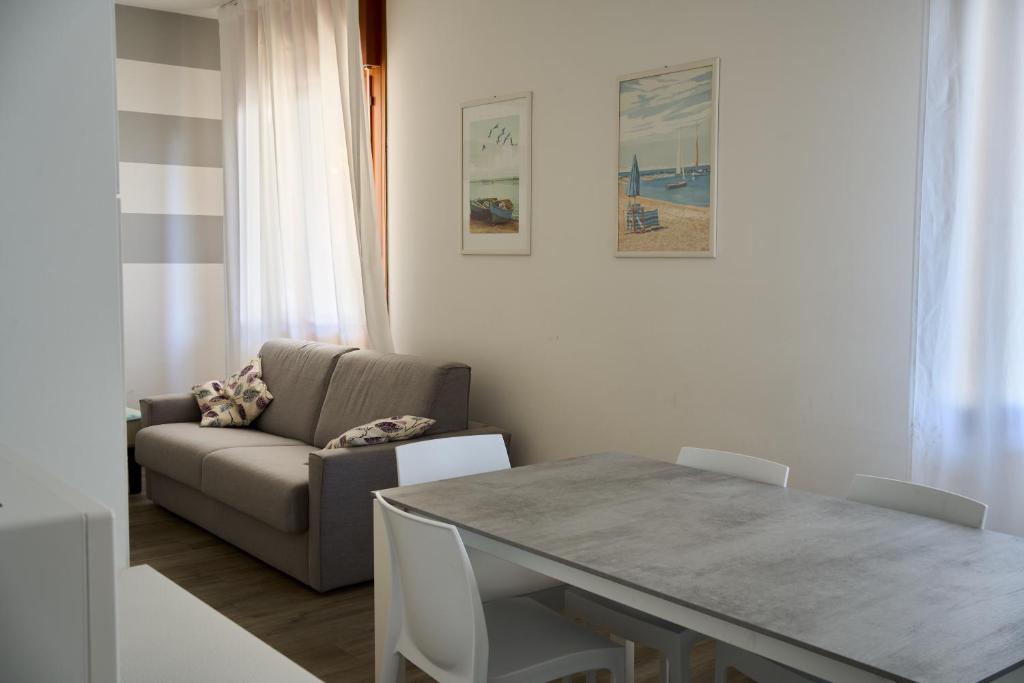 Posedenie v ubytovaní Appartamenti Diplomatic-Residence Fronte mare-Piazza Torino-Lido di Jesolo