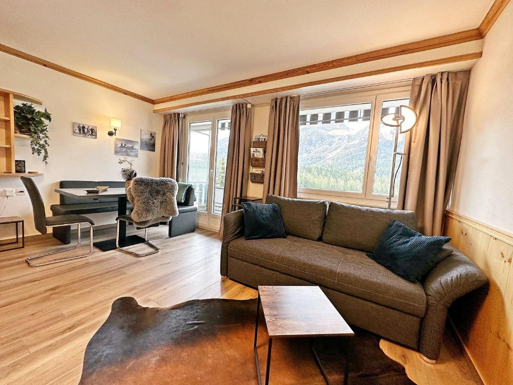 Posezení v ubytování 42m2 Alpenschick mit Balkon, Ausblick, Pool - E405